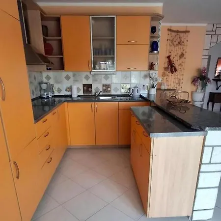 With Parking Space Pirovac, Sibenik - 25316 アパート