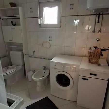With Parking Space Pirovac, Sibenik - 25316 Apartment *