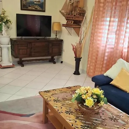 Apartmán With Parking Space Pirovac, Sibenik - 25316