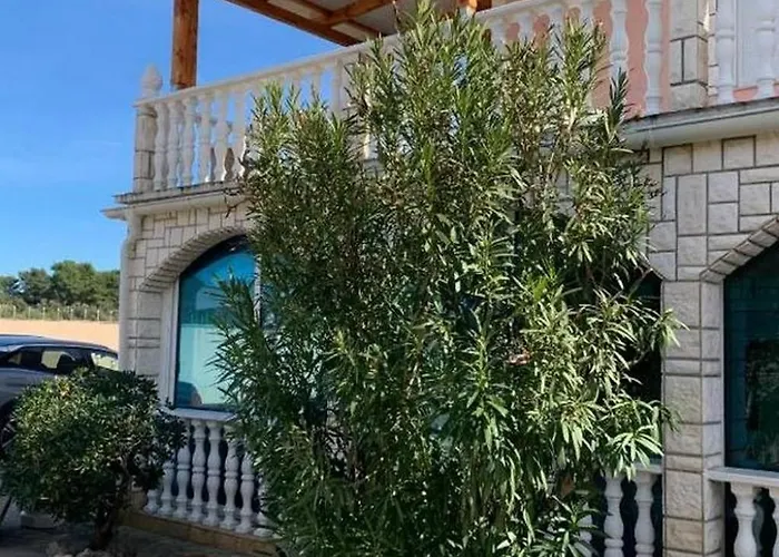 With Parking Space Pirovac, Sibenik - 25316 Апартаменты