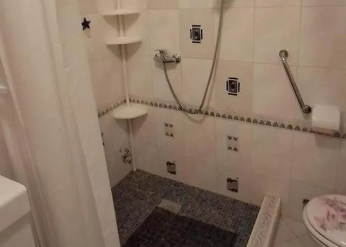 Апартаменты With Parking Space Pirovac, Sibenik - 25316 Пировац